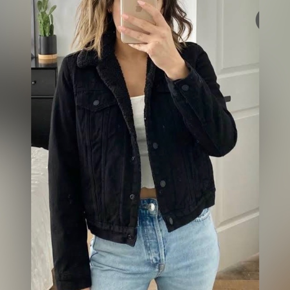 Levi’s Premium Sherpa Lined Denim Jacket